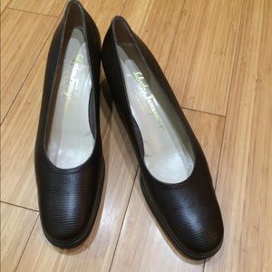 Salvatore Ferragamo leather wedges 10AA